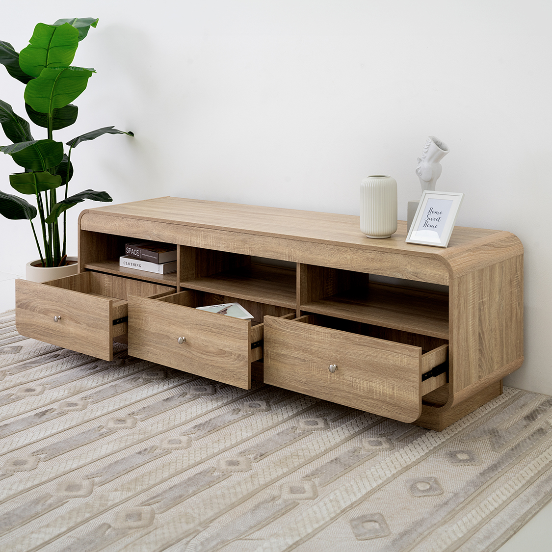 Springfield Oak TV Stand with Drawers and Shelves